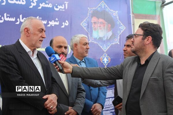 آیین خشت‌گذاری ۱۰ مدرسه در بهارستان 2