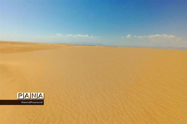 زیبایی‌های کویر و بیابان ابرکوه