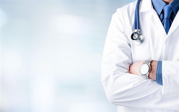 انتقاد از دخالت وزارت بهداشت در تعیین صلاحیت حِرف پزشکی