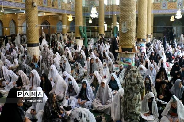 آخرین نماز جمعه ماه مبارک رمضان در مصلی  قرچک