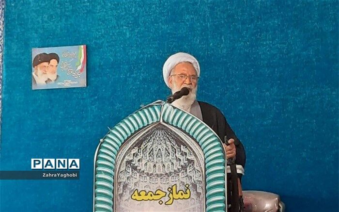 سپاه نماد اقتدار نظام اسلامی است