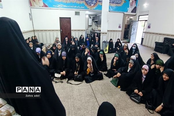 ضیافت افطاری در حسینیه شهدای مدافع حرم قرچک