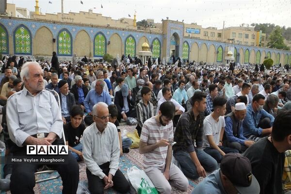 اقامه نماز عید سعید فطر در شهرستان پیشوا