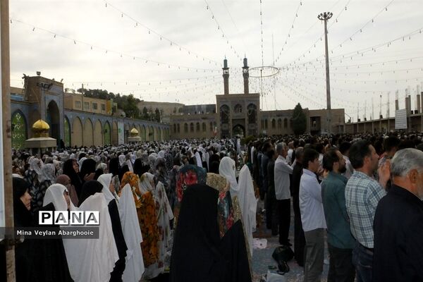 اقامه نماز عید سعید فطر در شهرستان پیشوا