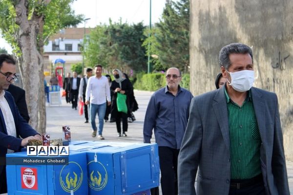 نماز عید سعید فطر در شهر گلستان