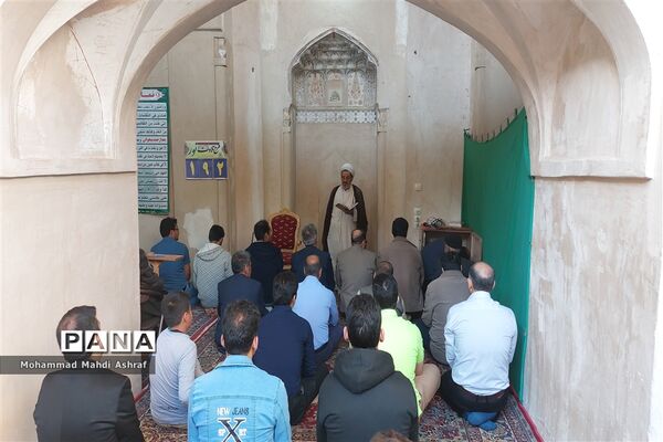 اقامه نماز عید فطر در سطح شهرستان نایین