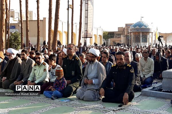اقامه نماز عید فطر در سطح شهرستان نایین