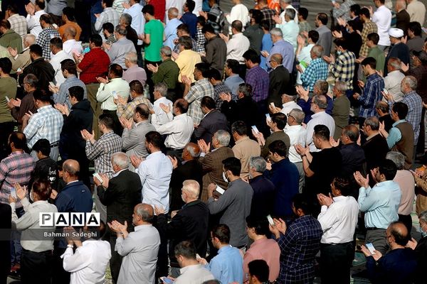 نماز عید سعید فطر در مصلی تهران