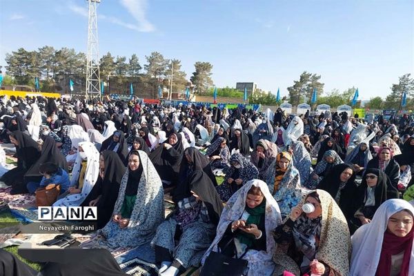 حضور پر شور کودکان دهه نودی در نماز عید سعید فطر آباده