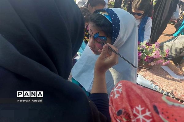 حضور پر شور کودکان دهه نودی در نماز عید سعید فطر آباده