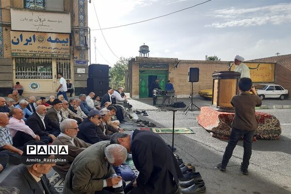 برگزاری مراسم نماز عید فطر در مسجد نبی