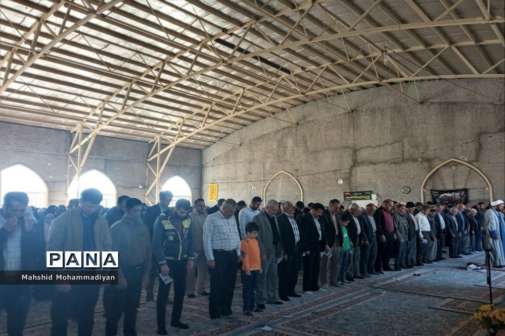 نماز عید سعید فطر در روستای مشکان  شهرستان خرّم بید