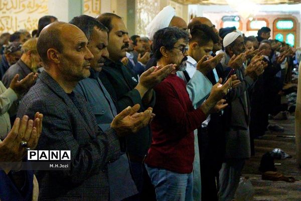 نماز عید سعید فطر در حرم حضرت معصومه (س)