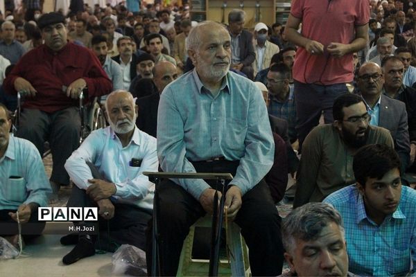 نماز عید سعید فطر در حرم حضرت معصومه (س)