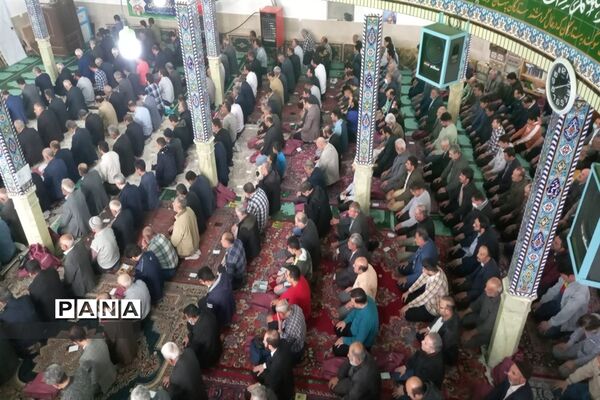 اقامه نماز باشکوه عید سعید فطر در فیروزکوه