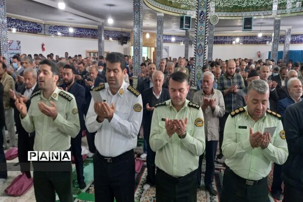 اقامه نماز باشکوه عید سعید فطر در فیروزکوه