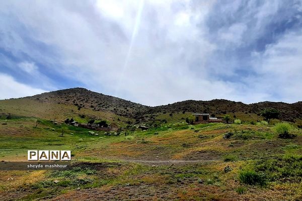 طبیعت زیبا و بکر سرخه حصار تهران