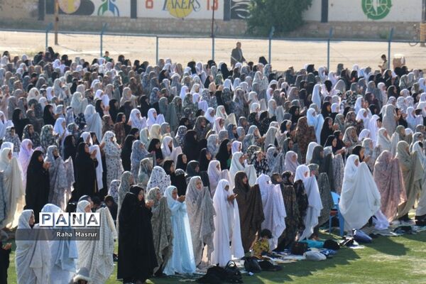 برگزاری نماز عید سعید فطر در شهرستان خرامه