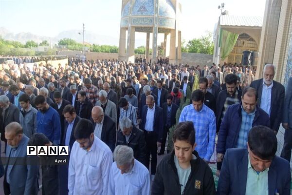 نماز عید فطر در شهر شهید پرور کوشک