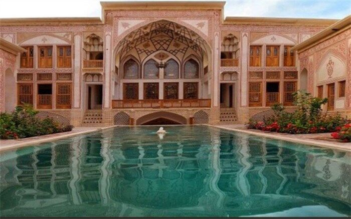 ضرورت توجه به شهرسازی معاصر و پاسداشت آثار تاریخی