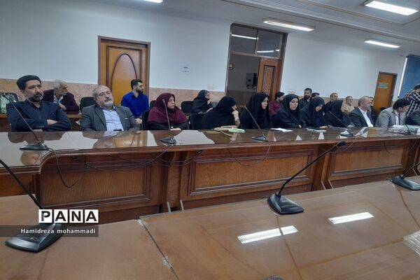 نخستین جلسه شورای اداری قائمشهر