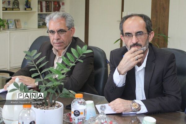 نشست برنامه‌ریزی یادواره شهدای فرهنگی استان بوشهر