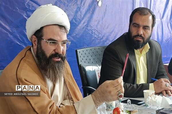 برگزاری جلسه شورای آموزش و پرورش فشافویه