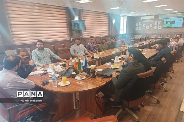 جلسه کمیته شورای دانش‌آموزی ششمین کنگره شهدا منطقه ۱۶