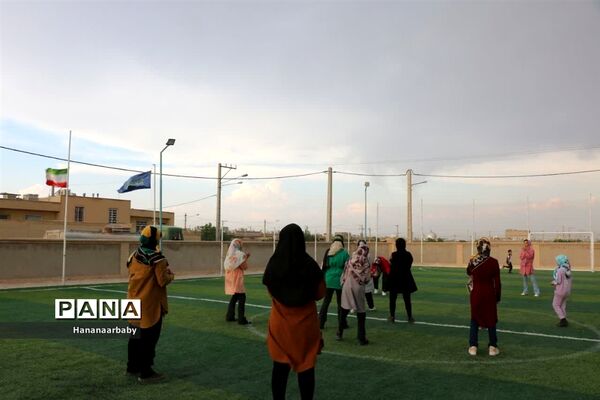 اردوی درون مدرسه ای شبانه در دبستان شهید بصیری ابرکوه