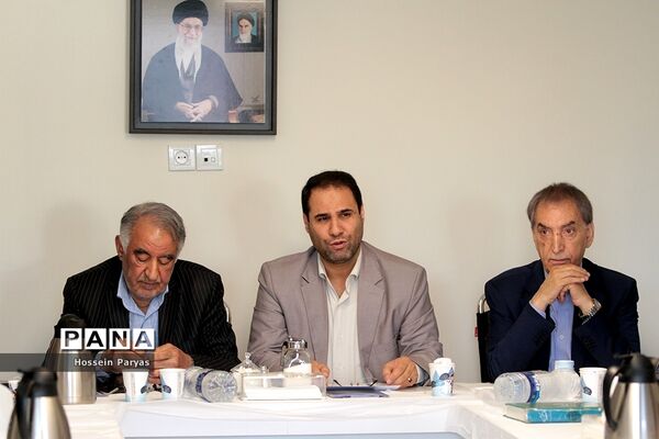 دیدار سرپرست وزارت آموزش و پرورش با مجمع خیرین کشور