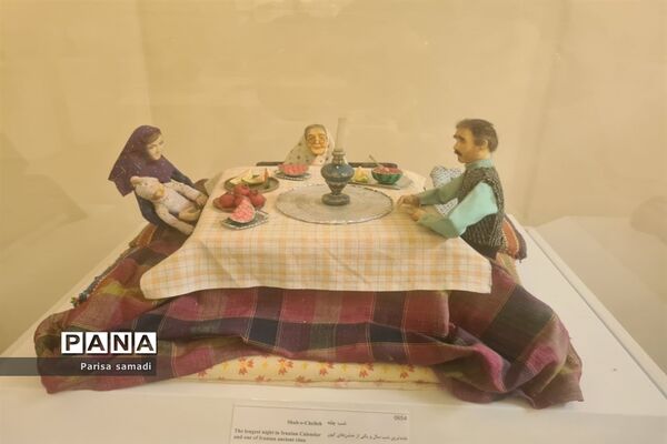 بازدید دانش‌آموزان دبیرستان فرهنگ ۱۳ از باغ موزه نگارستان