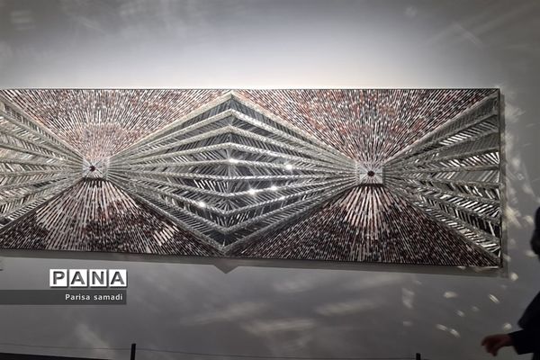 بازدید دانش‌آموزان دبیرستان فرهنگ ۱۳ از باغ موزه نگارستان