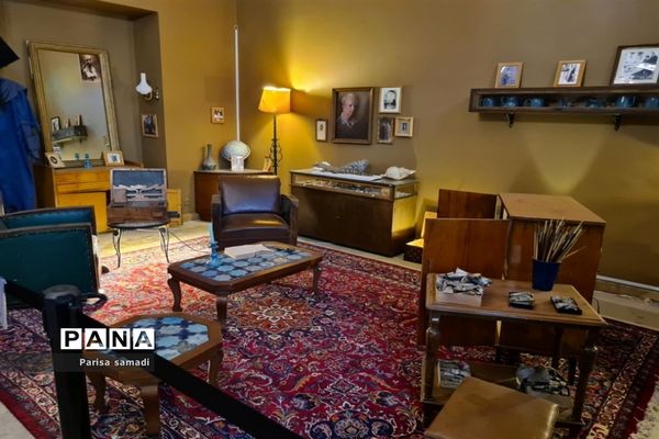 بازدید دانش‌آموزان دبیرستان فرهنگ ۱۳ از باغ موزه نگارستان