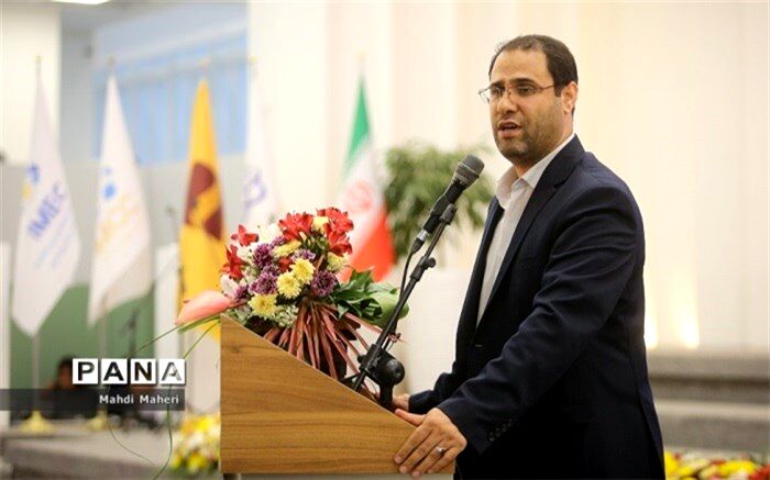 معلمان هفته آینده از سراسر کشور به دیدار رهبر انقلاب خواهند آمد
