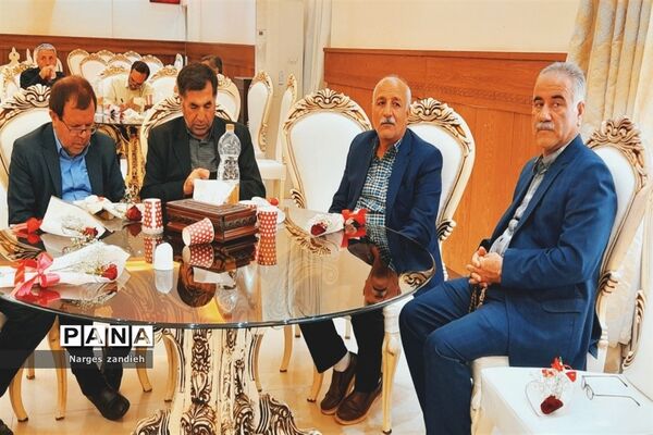 آیین تجلیل از پیشکسوتان آموزش ابتدایی آموزش و پرورش ملارد