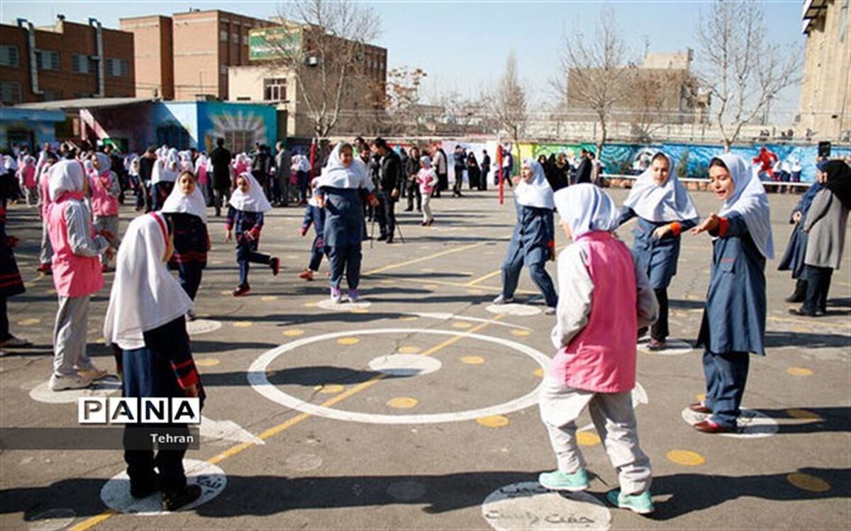 طرح یک روز بدون کیف، ضامن ارتقای کیفی آموزش و تربیت نسلی پرسشگر و خلاق در جامعه است