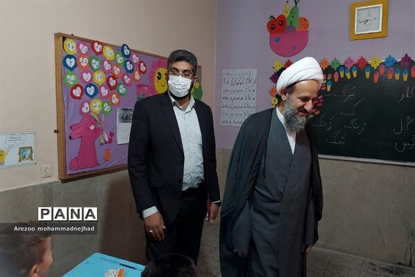 بازدید شورای آموزش و پرورش شهرستان قرچک از مدرسه استثنایی زنده یاد منصوری