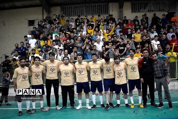 قهرمانی تیم فوتسال شرکت تعاونی دهیاری‌های جلگه در مسابقات جام رمضان بهاباد