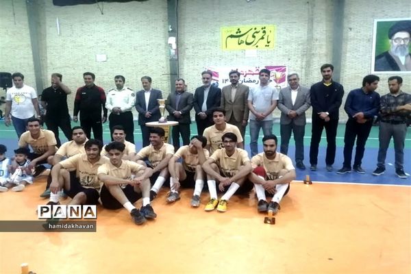 قهرمانی تیم فوتسال شرکت تعاونی دهیاری‌های جلگه در مسابقات جام رمضان بهاباد