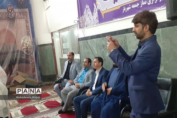 جشن تکلیف دانش‌آموزان دختر در مصلی امام خمینی(ره) شهریار