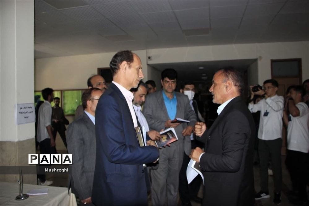 همایش علمی نتکا در دبیرستان تیزهوشان شهید بهشتی کاشان