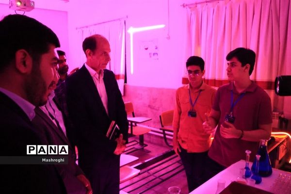 همایش علمی نتکا در دبیرستان تیزهوشان شهید بهشتی کاشان