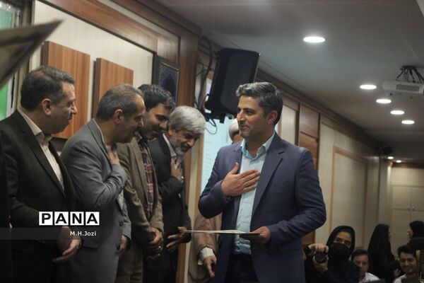 همایش تجلیل از فرهیختگان حوزه سلامت مدارس قم