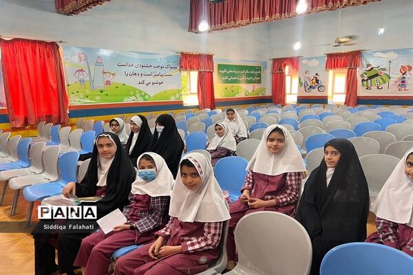 مسابقات قرآن و معارف اسلامی دانش‌آموزان ابتدایی ناحیه یک یزد