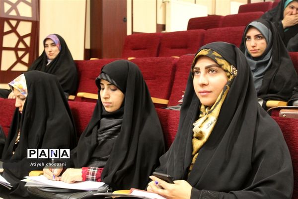 ویژه برنامه روز جهانی «مشاور و روان شناس» در دبیرستان هفتم تیر