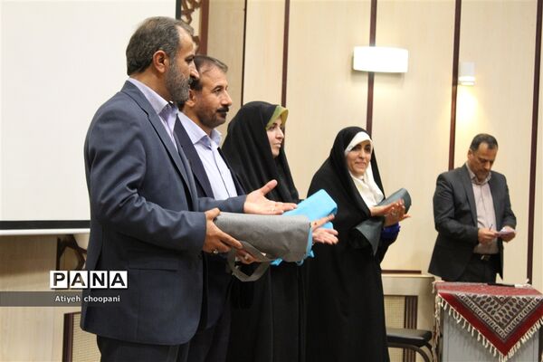 ویژه برنامه روز جهانی «مشاور و روان شناس» در دبیرستان هفتم تیر
