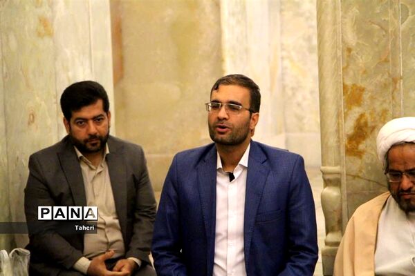 مرحله نهایی مسابقات قرآن عترت و نماز دانش‌آموزان پسر  استان اصفهان- 1