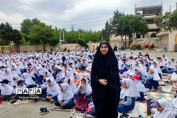 برگزاری اردوی شاد درون مدرسه‌ای دبستان دانا برای دانش آموزان و معلمان