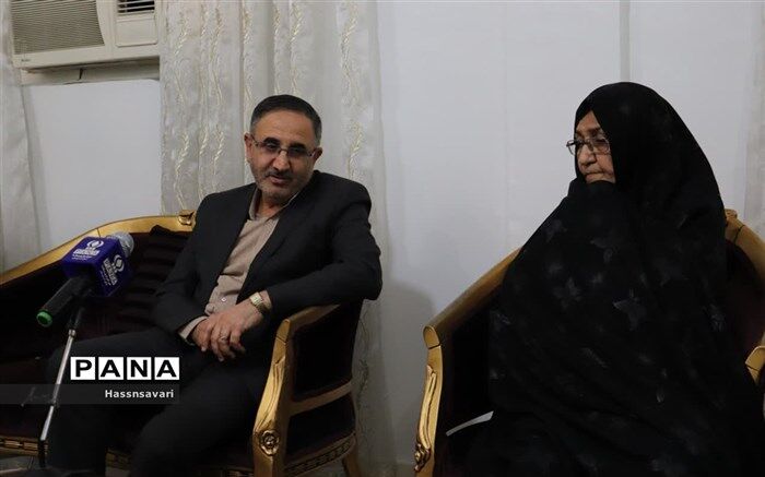 دیدار معاون حقوقی و امور مجلس وزارت آموزش و پرورش با خانواده شهید علاف پور