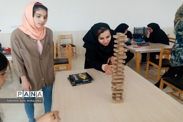برگزاری دوره آموزشی ویژه برگزیدگان مسابقات بازی‌های فکری فرهنگیان